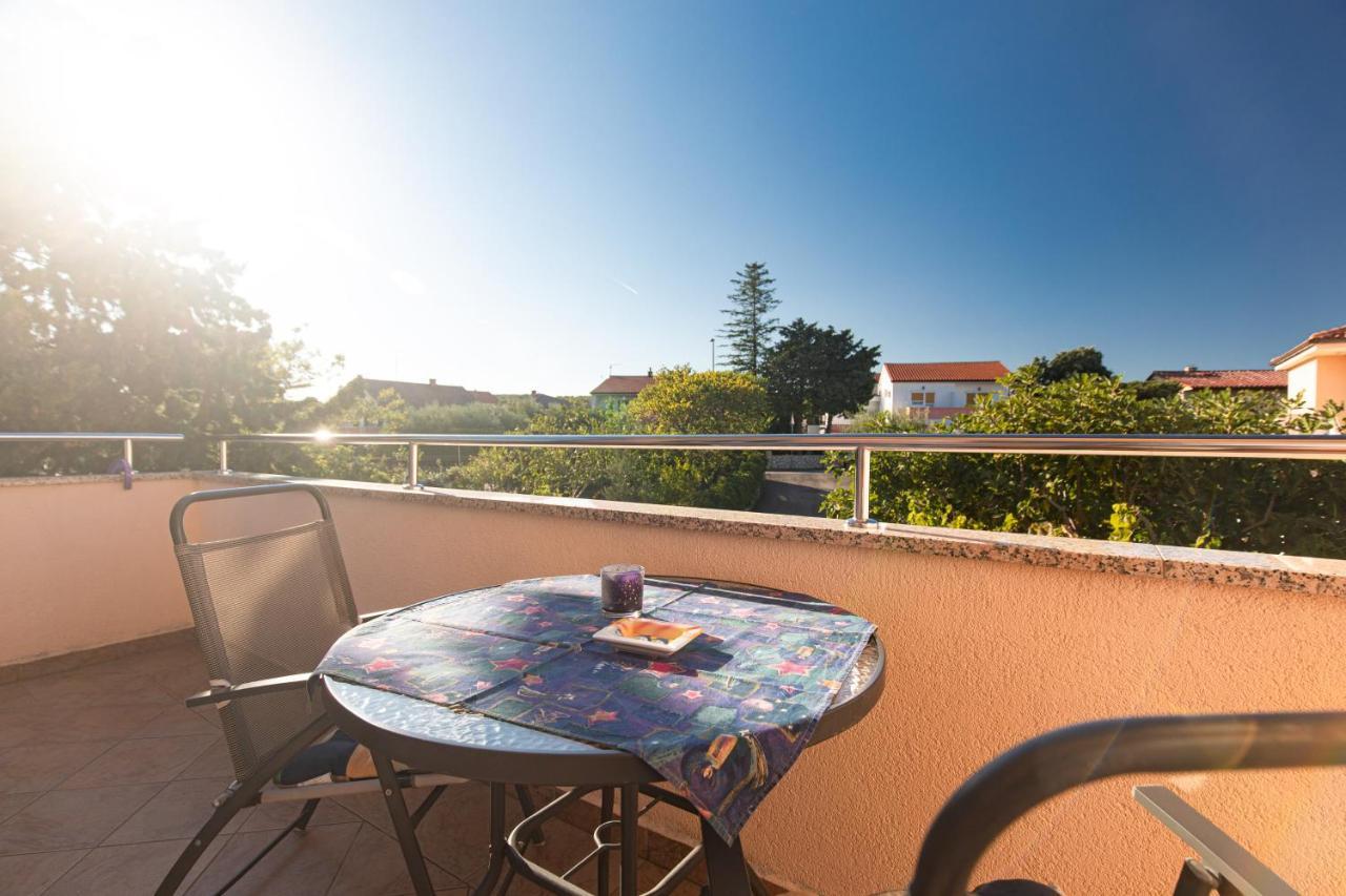 1-Bedroom Apartment In Krk - Steps From The Beach! Кърк Екстериор снимка
